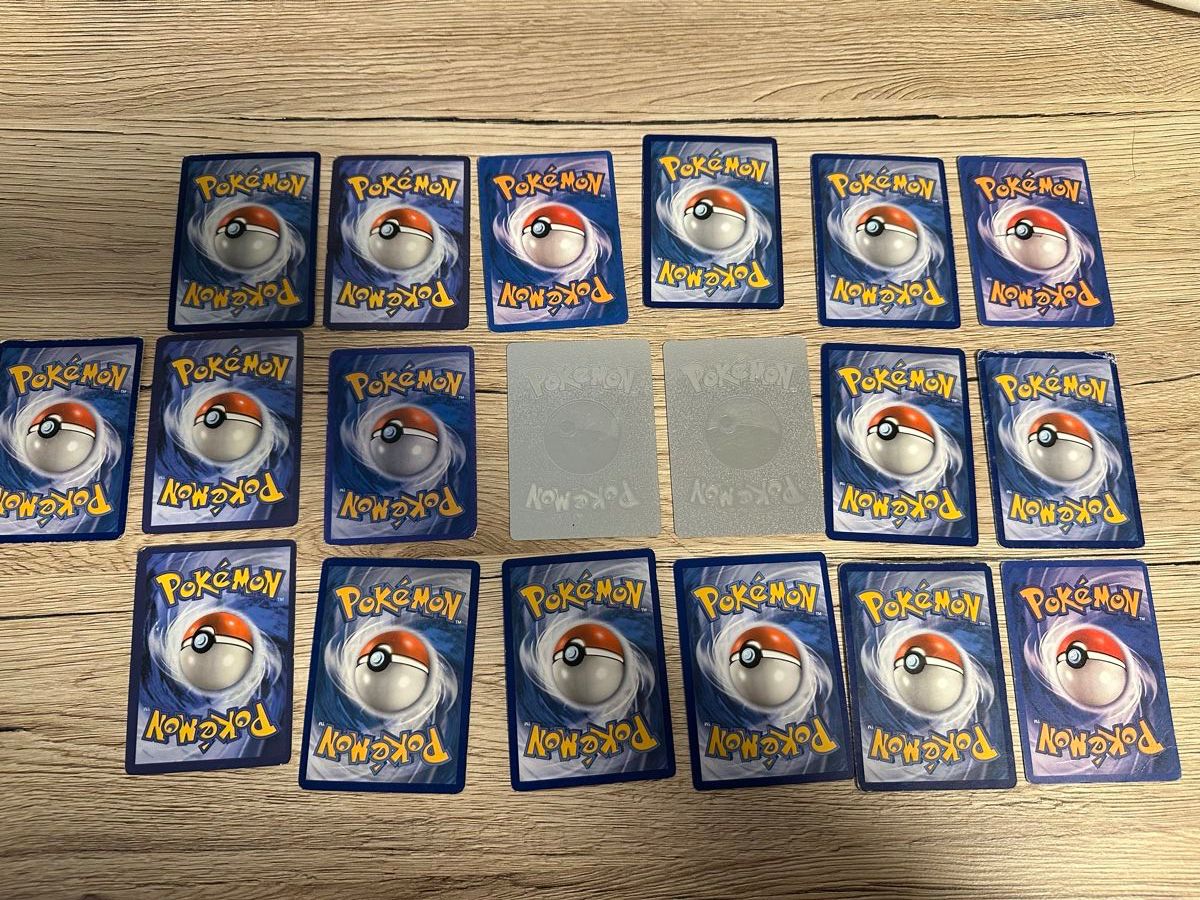 Pokémon Sammelbilder & Trading cards: Pokemon Shiny Karten Rarität – Gebraucht aus Ebikon von Gaenggeliwaar 1