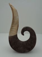 Keramik Designervase Hornmotiv