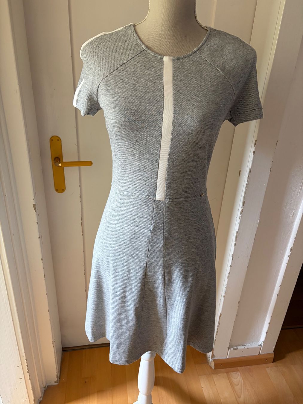 Cinque Robes: Schönes Businesskleid von Cinque – D'occasion à Schaffhausen par _queen_c