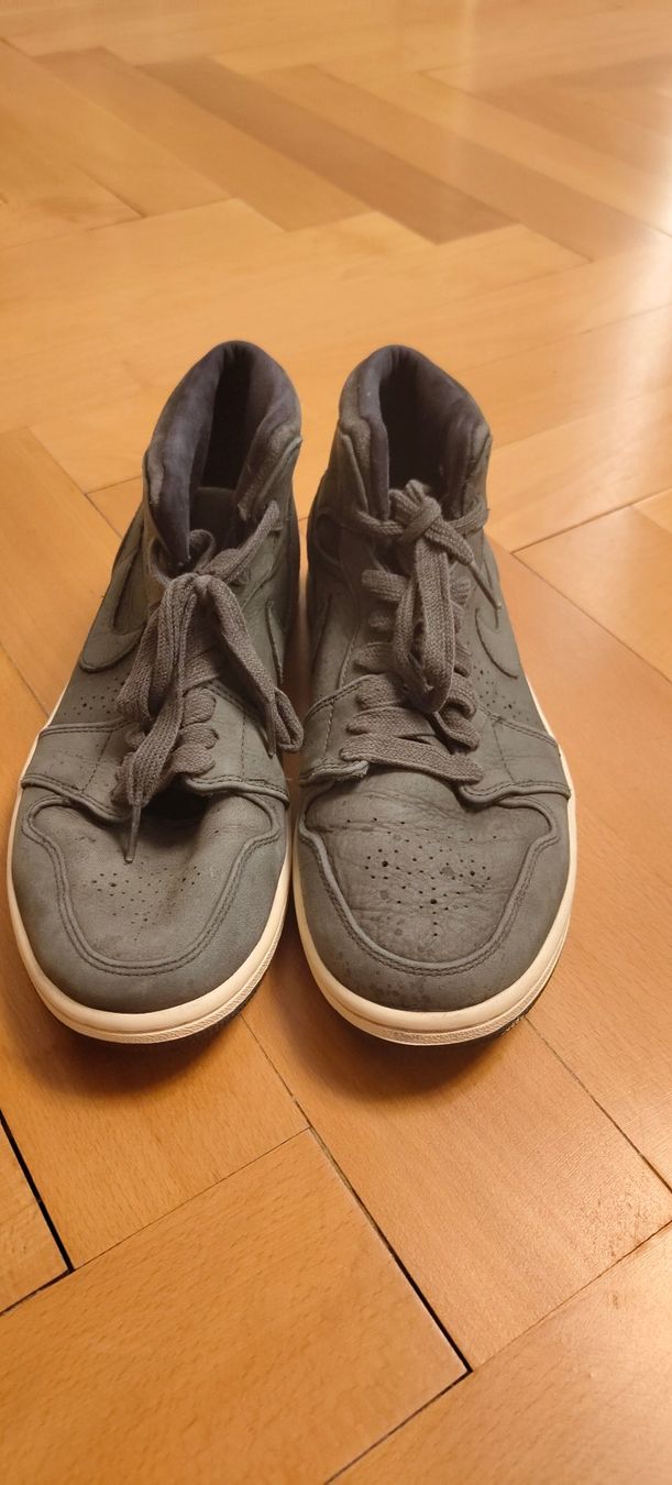 Jordan Scarpe da uomo: Grüne, gebrauchte Nike Schuhe – Usato da Luzern venduto da mel_vjd5