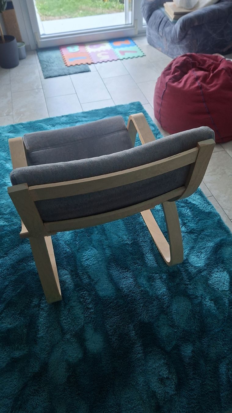 Ikea Fauteuils: Schaukelstuhl IKEA  – D'occasion à Gurzelen par WinTheChu 1