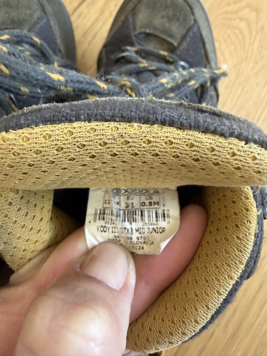 Lowa Scarpe da uomo: Lowa Wanderschuhe Grösse 31 – Usato da Basel venduto da Bale2014 4