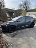 Tesla X 6 places 