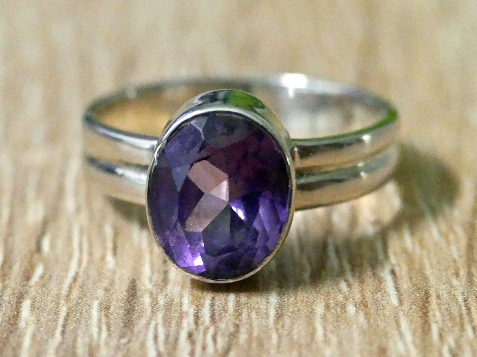 Anelli: Schöner 925 Silber Ring mit facettiertem Amethyst – Nuovo e nell'imballaggio originale da Matten b. Interlaken venduto da kero71 3