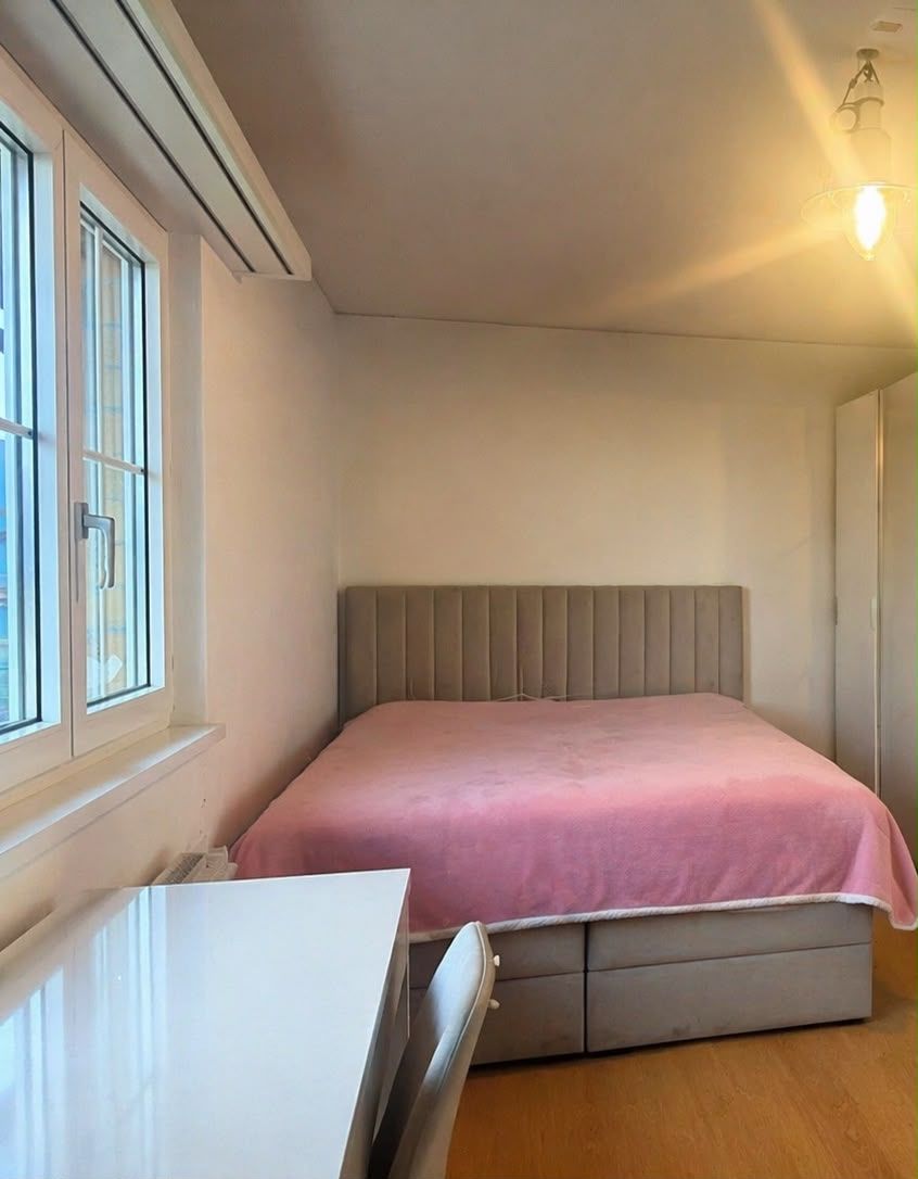 Lits: Bett – D'occasion à Pfungen par jul_w9qy