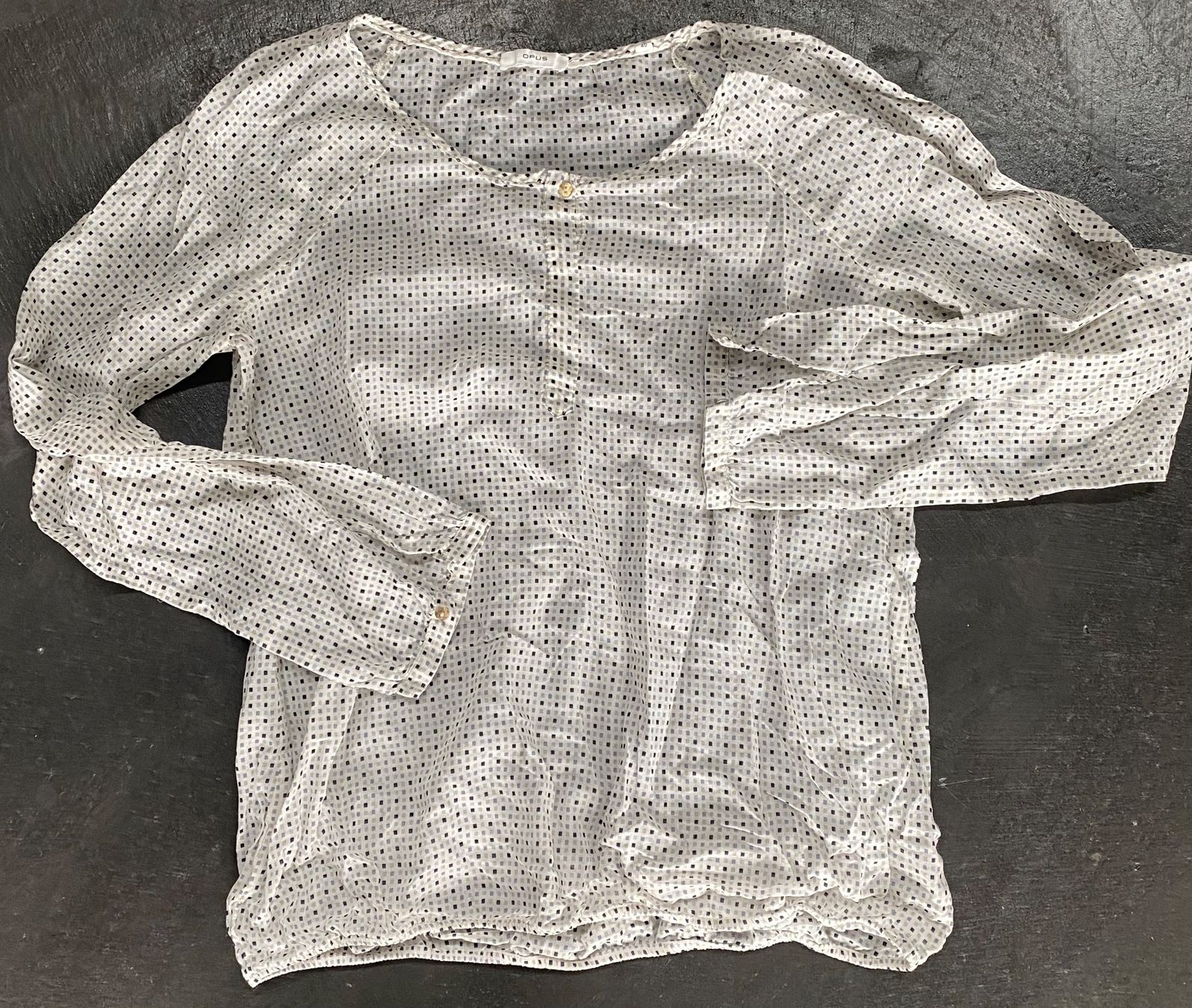 Opus Camicette: Bluse Opus mit Punkten – Usato da Chur venduto da simhofstr