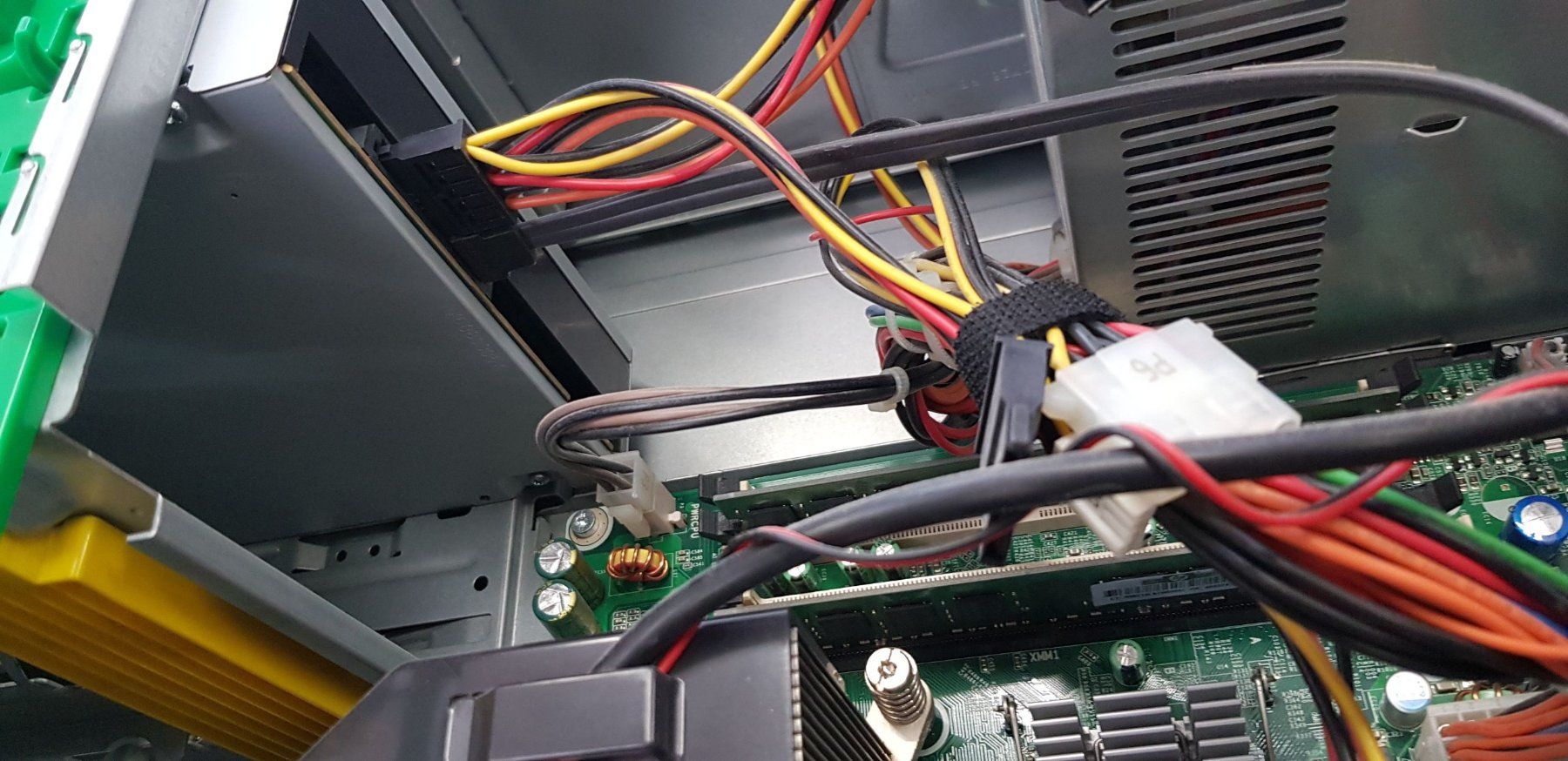 Hewlett Packard PCs: hp Computer Hewlett Packard PC Gehäuse Mainboard CD Laufwerk – Defekt aus st.gallen von  4