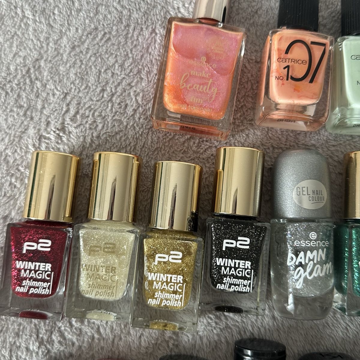 Catrice Smalto per unghie: Lot de vernis à ongles variés  – Usato da Givisiez venduto da dor_xb9k 2