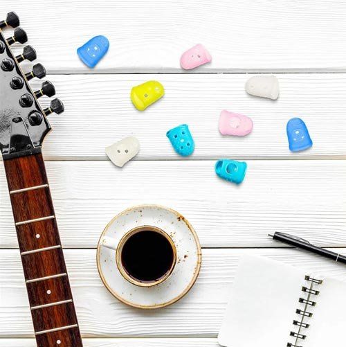 Strumenti musicali: Gitarren-Fingerschutz – Nuovo e nell'imballaggio originale da Liestal venduto da OMAROSHOP 3