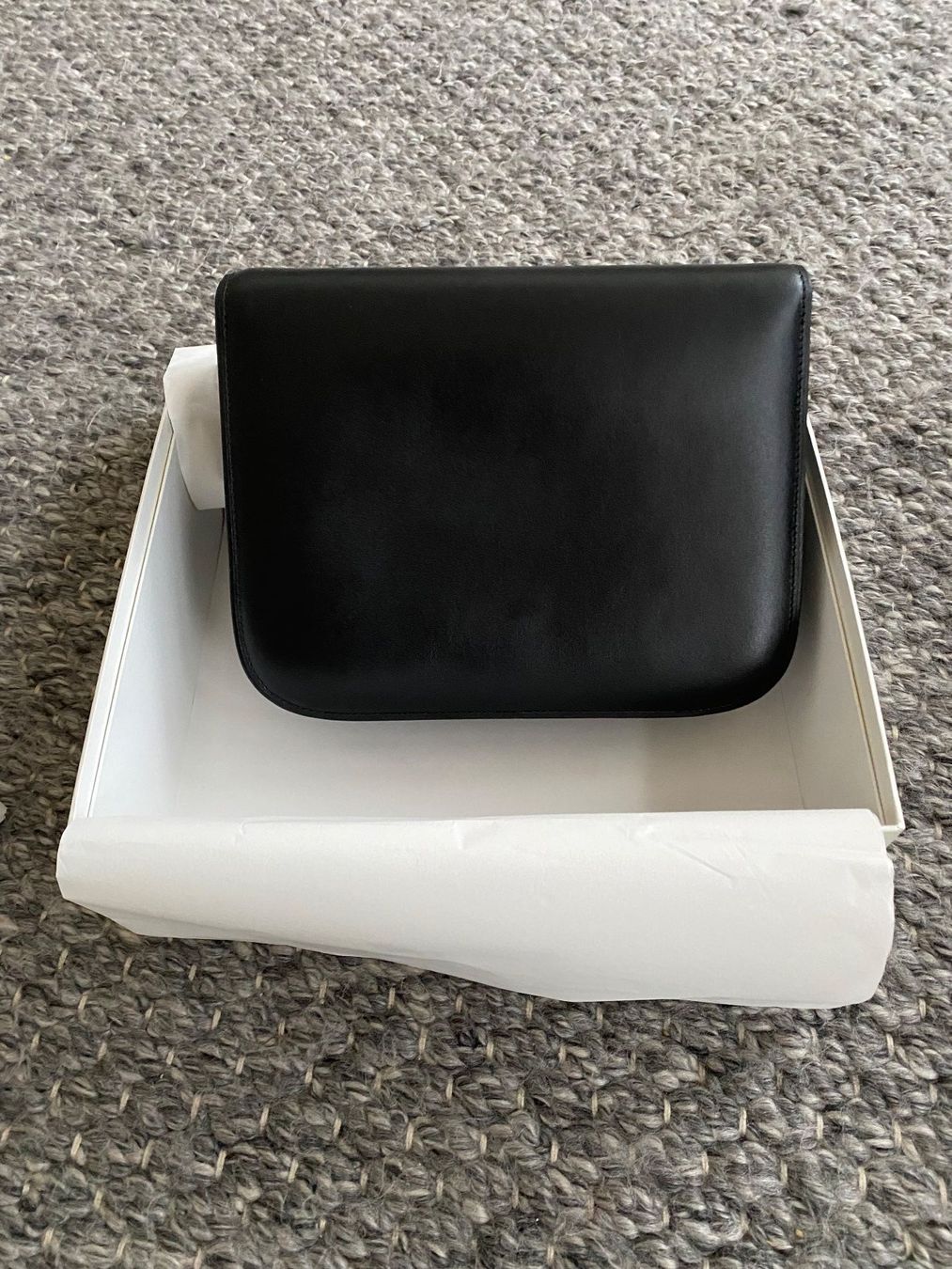 Celine Borse da donna: CELINE | Classic box medium - noir - NEUF! pièce collection – Nuovo e nell'imballaggio originale da St-Sulpice VD venduto da _sell_off 3