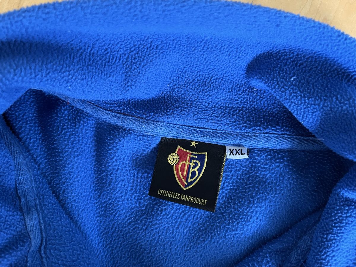 Maglioni & Felpe: Fleece Pullover FC Basel Grösse XXL – Usato da Allschwil venduto da Manolictus 2