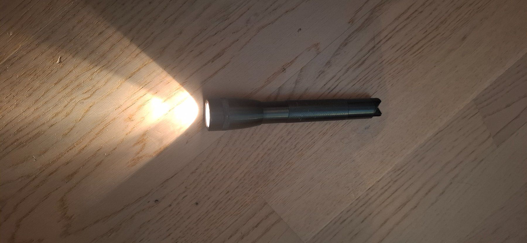 Lampade: Mini lampe de poche MAGLITE – Usato da Chancy venduto da dave58v 4