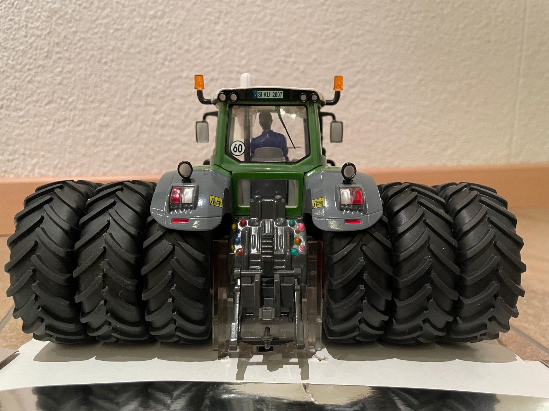Fendt Trattori: SIKU Fendt 936 Vario – Nuovo e nell'imballaggio originale da Kreuzlingen venduto da Stefan1150 3