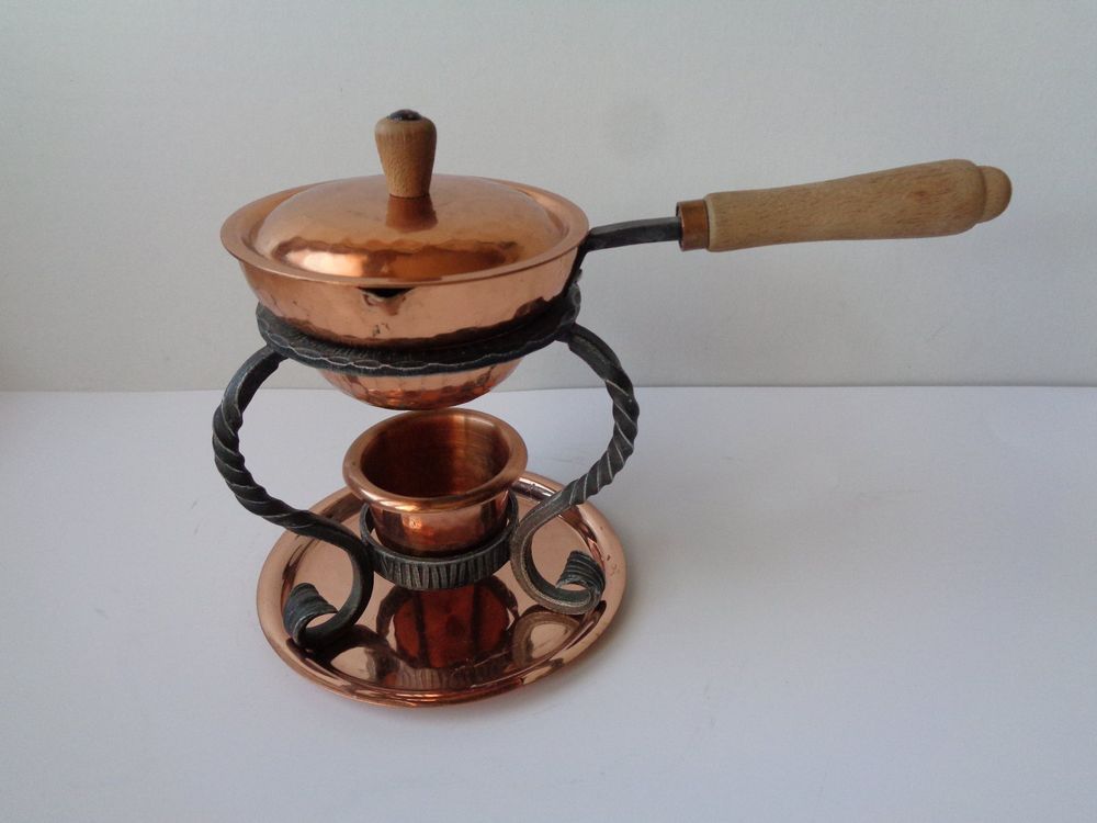 Casserole couverte et son réchaud tripode en argent 84 zolotniks (875