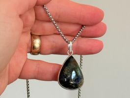 Collier pendentif labradorite