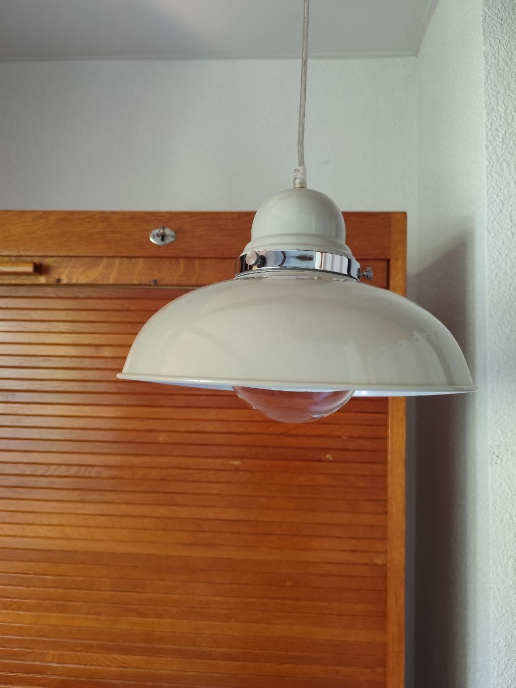 Paralumi: Lampe suspendue – Usato da Neuchâtel venduto da sis_2wcq 4