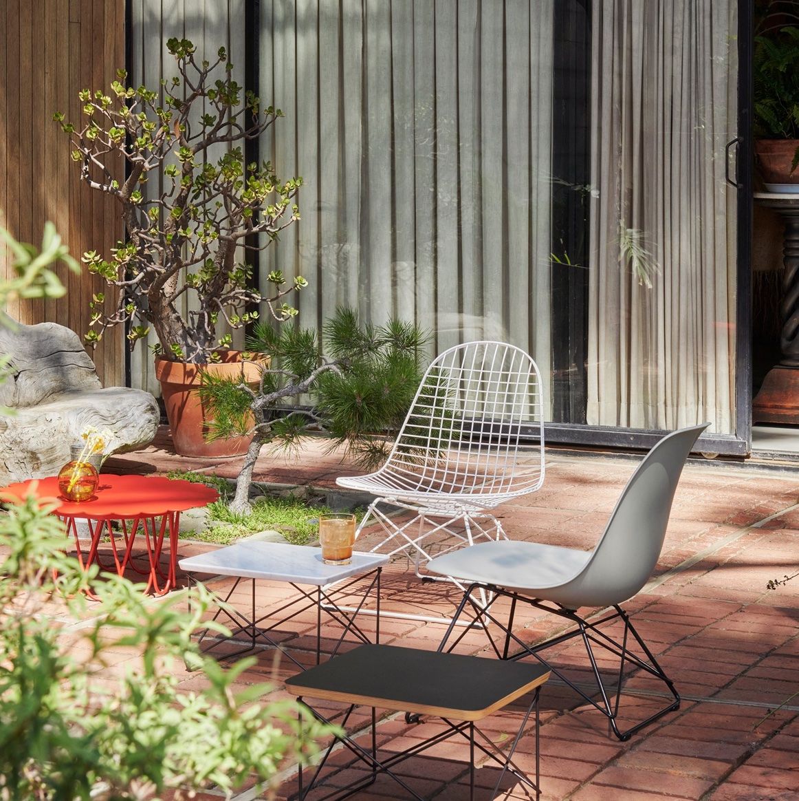 Vitra Sedie: Eames Plastic Side Chair LSR noire – Usato da Cournillens venduto da aese01 3