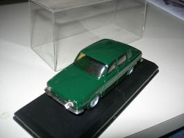 Renault 10 grün * Duvi 1:43