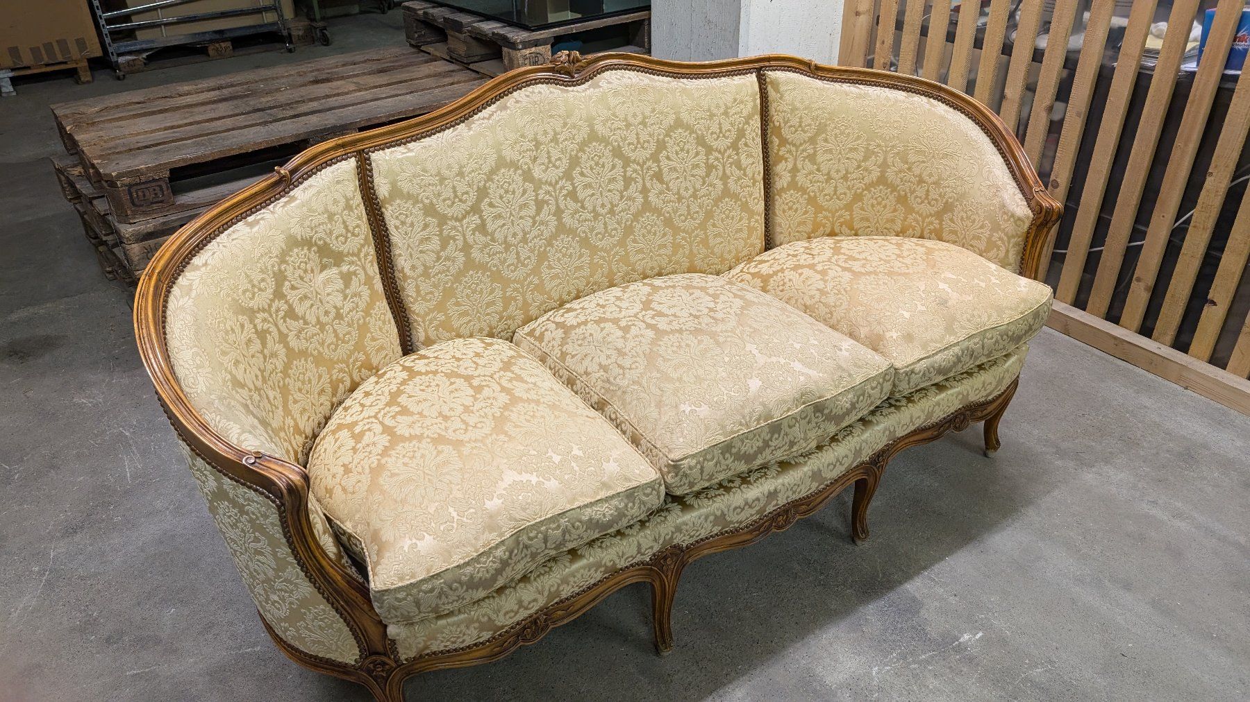 Divani: SEHR SCHÖNES ANTIKES SOFA! – Usato da Spiegel b. Bern venduto da Natix 2
