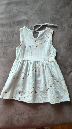 Luftig leichtes Sommerkleid  (Gr. 110)