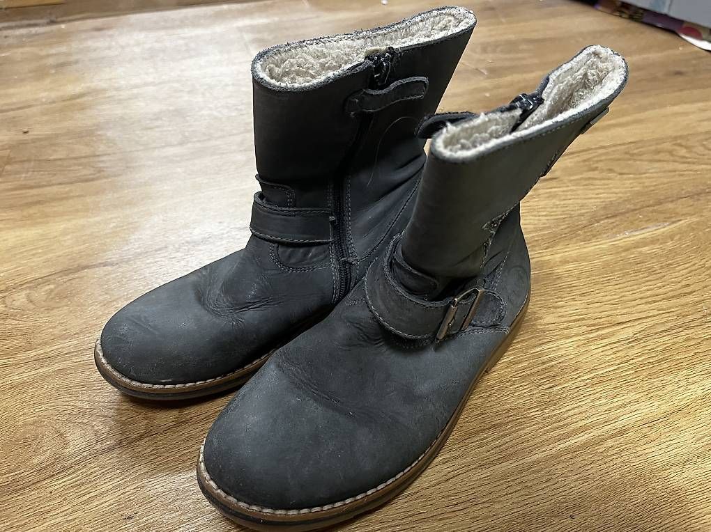 Scarpe per ragazze: Winterstiefel Grösse 32 – Usato da Luzern venduto da duden09 1