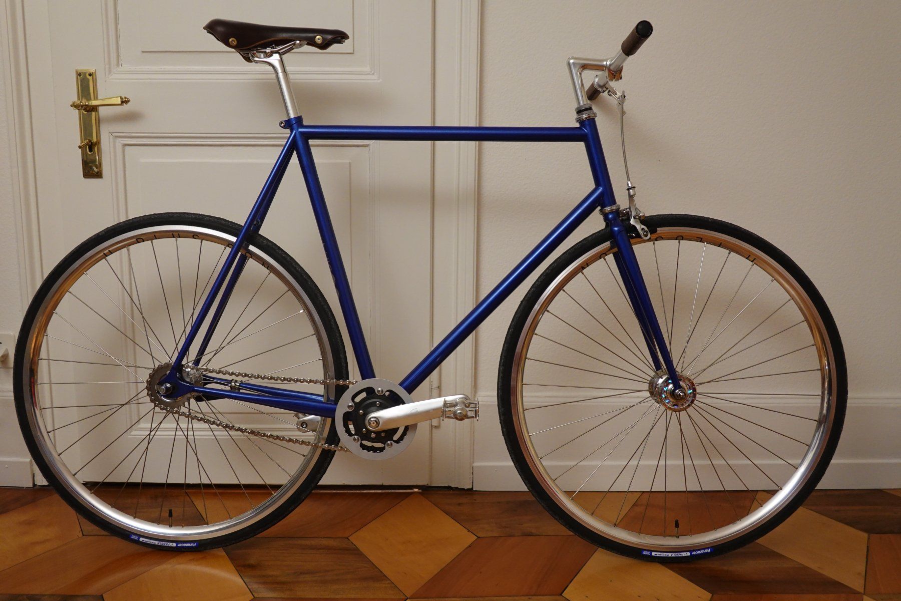 Biciclette: Kultiges Stadtfahrrad Gorilla – Usato da Luzern venduto da LittleSur