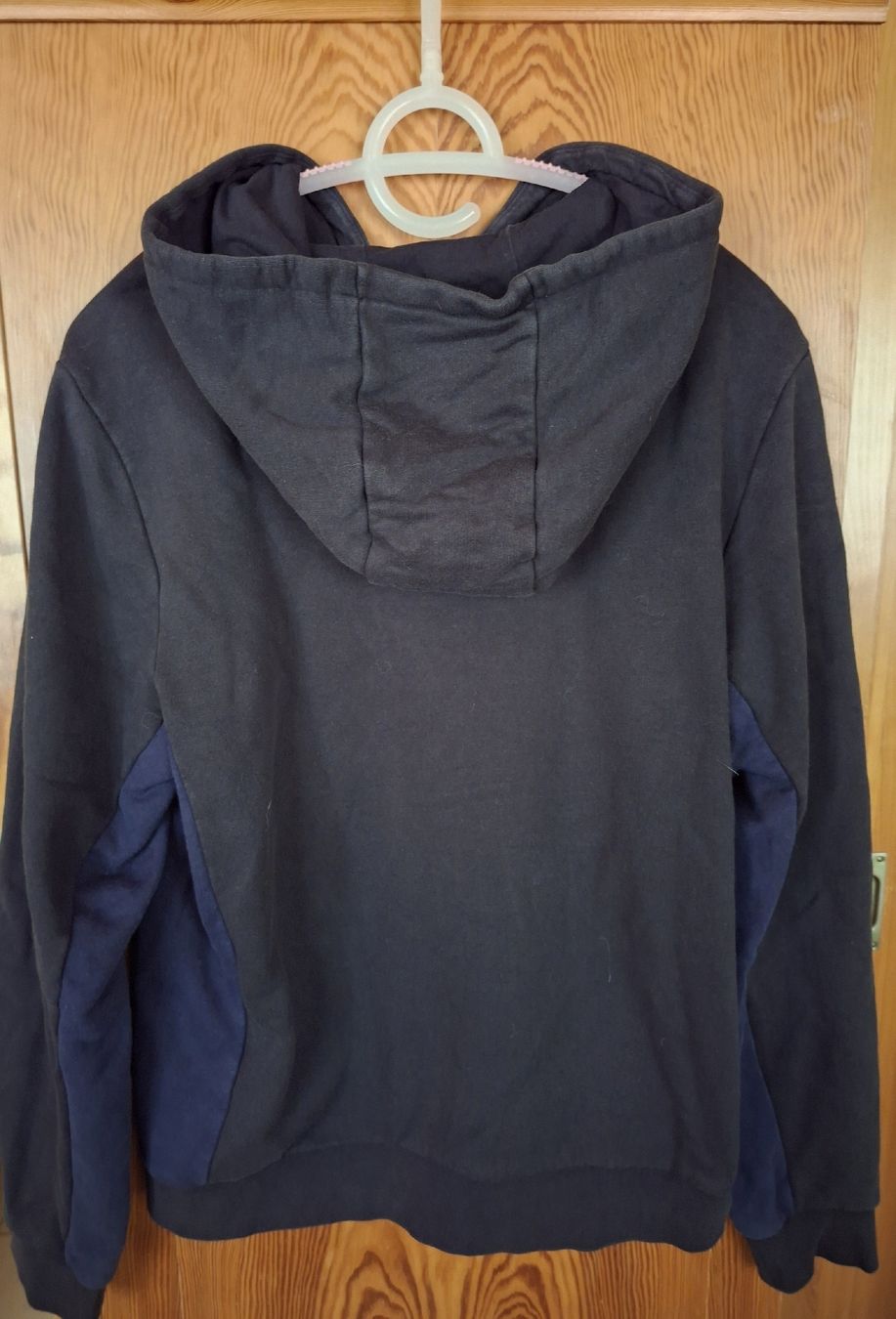 Kleiderpakete: Ensemble Lacoste noir taille M – Gebraucht aus Fully von L_inclassable 1