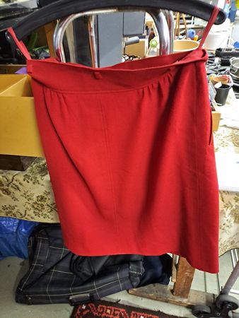 JAEGER Rock rot Groesse 16 guter Zustand