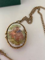 Collier ancien doré avec parfum solide