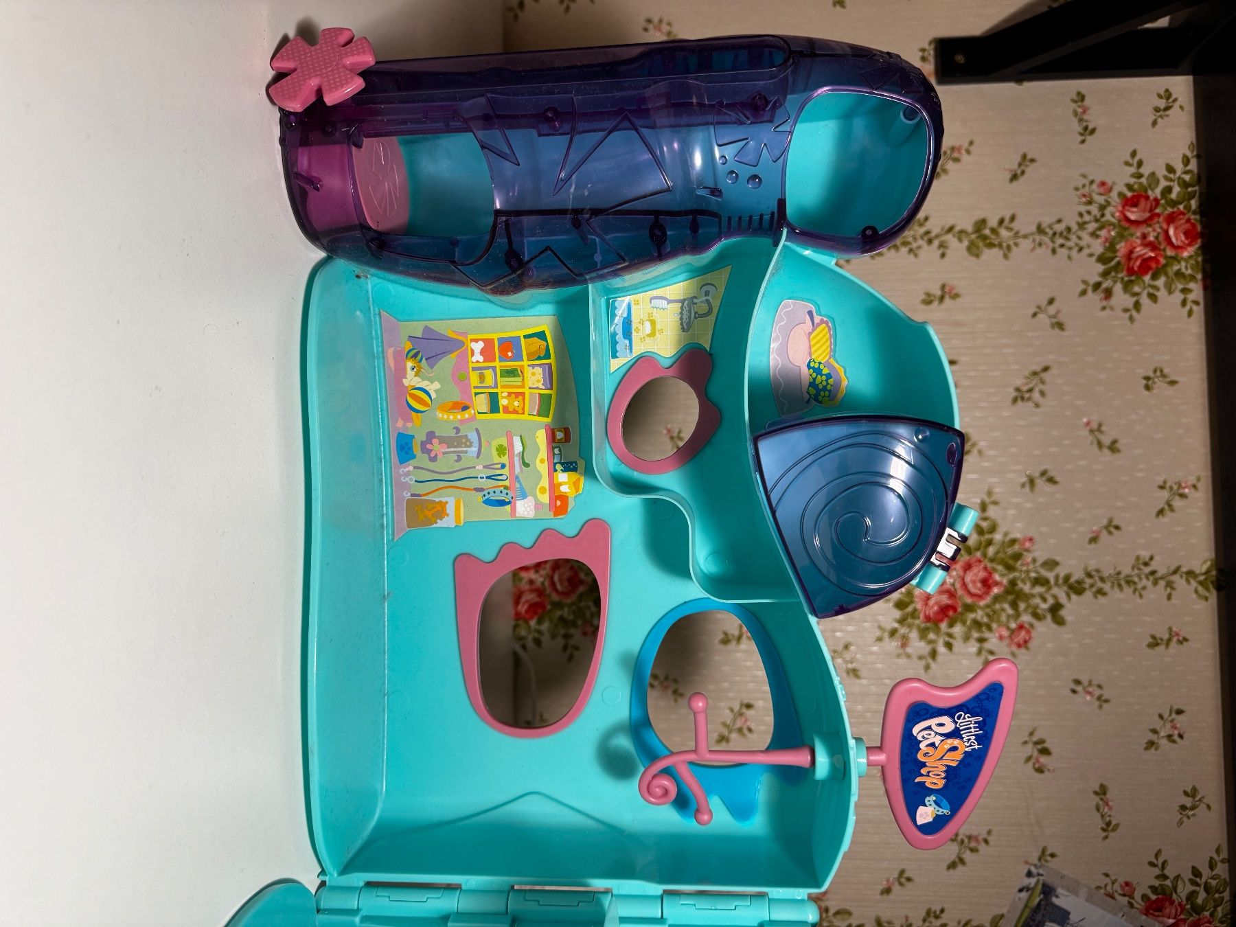 Littlest Pet Shop Giocattoli: Littlest Pet Shop Haus blau/pink – Usato da Zug venduto da HarryholschonmaldenW 1
