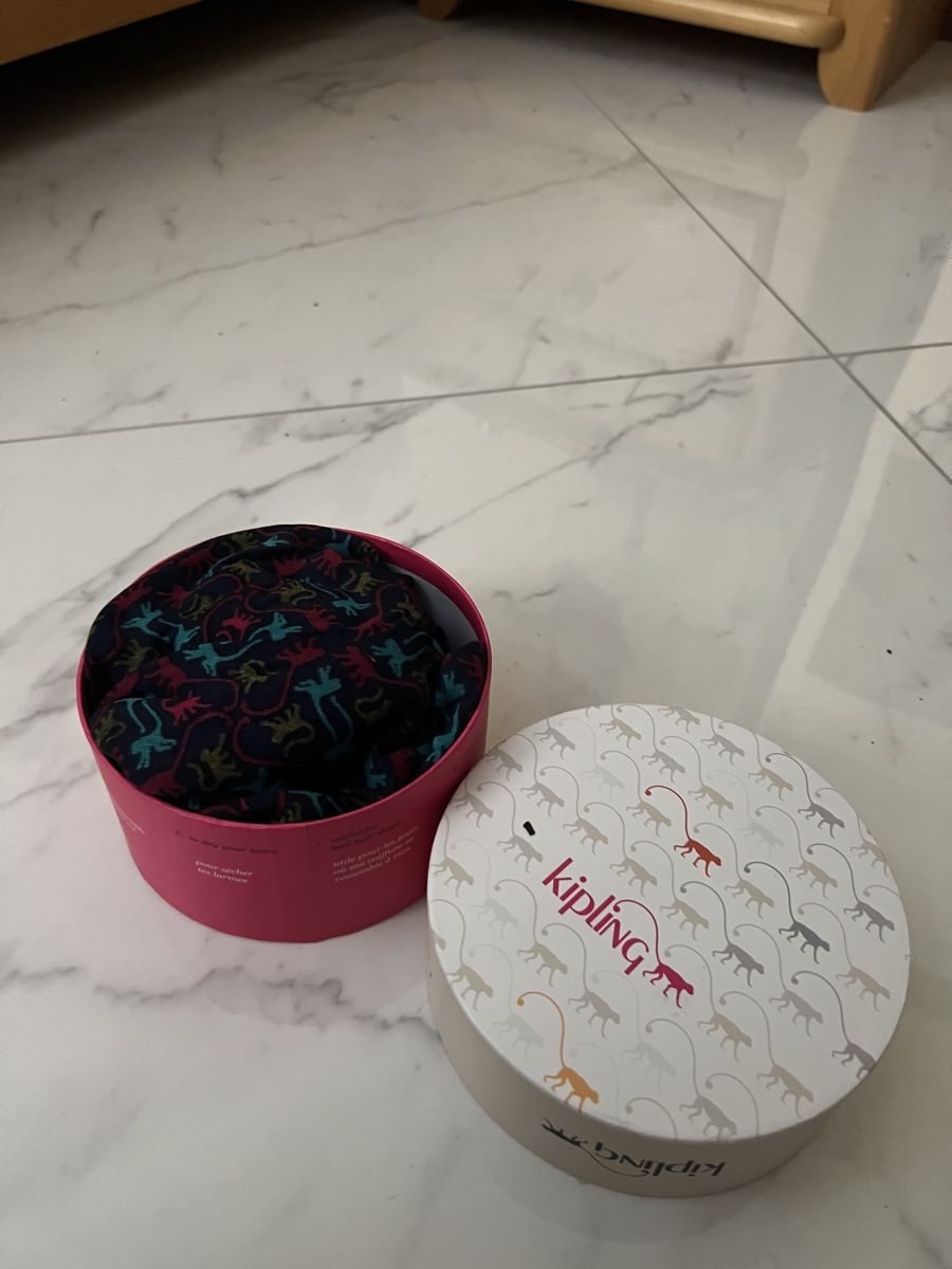 Foulard & Sciarpe: Kipling Schal Neu, foulard Kipling neuf – Nuovo e nell'imballaggio originale da COLOGNY venduto da fleurdelys84 1