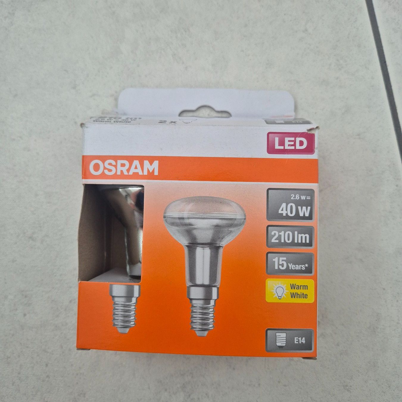Componenti elettronici: OSRAM LED 40W, 210 lm, warm white – Nuovo (secondo la descrizione) da Oberwil-Lieli venduto da Lastwagen 1