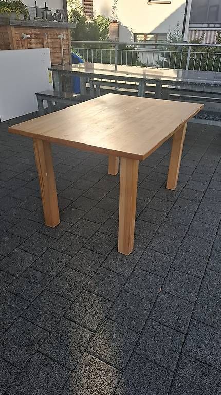 Tables: Holztisch massiv Buche – D'occasion à Ernetschwil par 78Pitsch 1