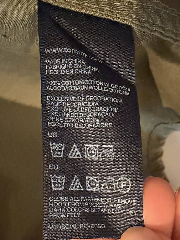 Giacche: Parka Jacke Tommy Hilfiger – Usato da Adligenswil venduto da TST04 3