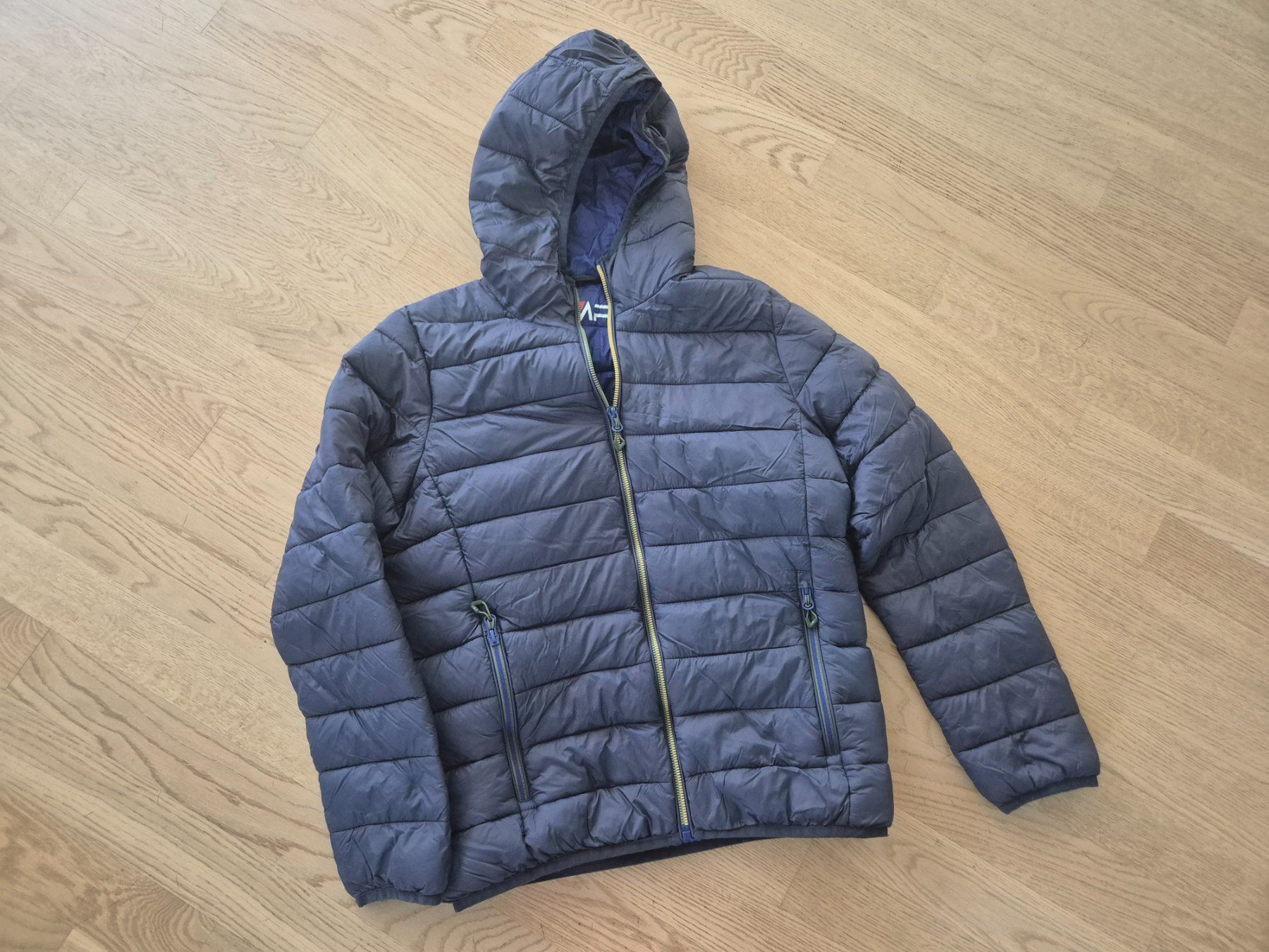 CMP Jacken & Mäntel: Leichte Steppjacke CMP dunkelblau Grösse 164 – Gebraucht aus Stäfa von Arjen2011