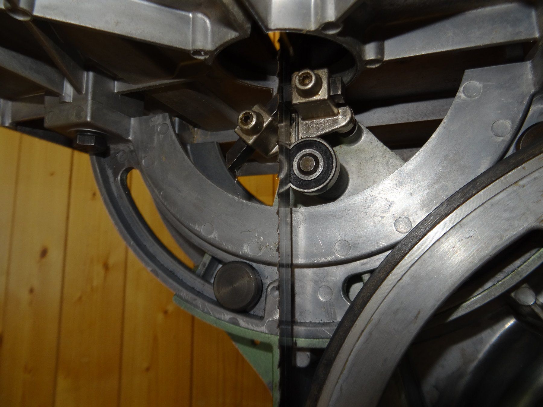 Inca Scies: Inca - Bandsäge 220 Volt – D'occasion à Lungern par madachsa 7