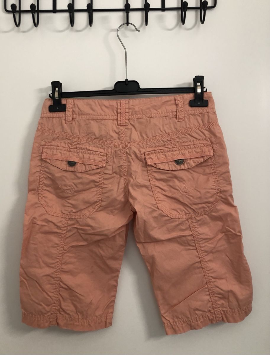 Esprit Pantalons: 3 Esprit edc Cargo-Shorts, Grösse 33 – D'occasion à St. Gallen par Allegra_blue 4