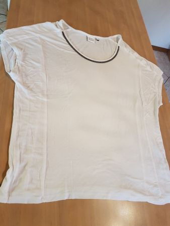 T-shirt taille T2 - grand M marque Miss Captain