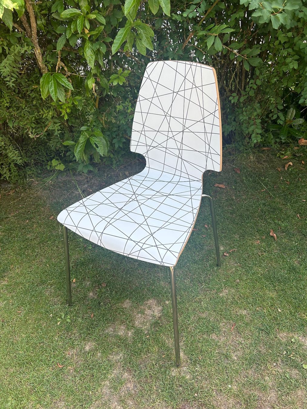 Stühle: Chaise Ikea – Gebraucht aus Cugy VD von hartopan