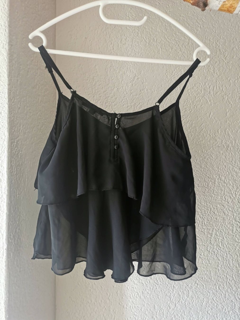 Top: Süsses Top in schwarz mit Volants - S/M – Usato da Wettingen venduto da JasminL92 1