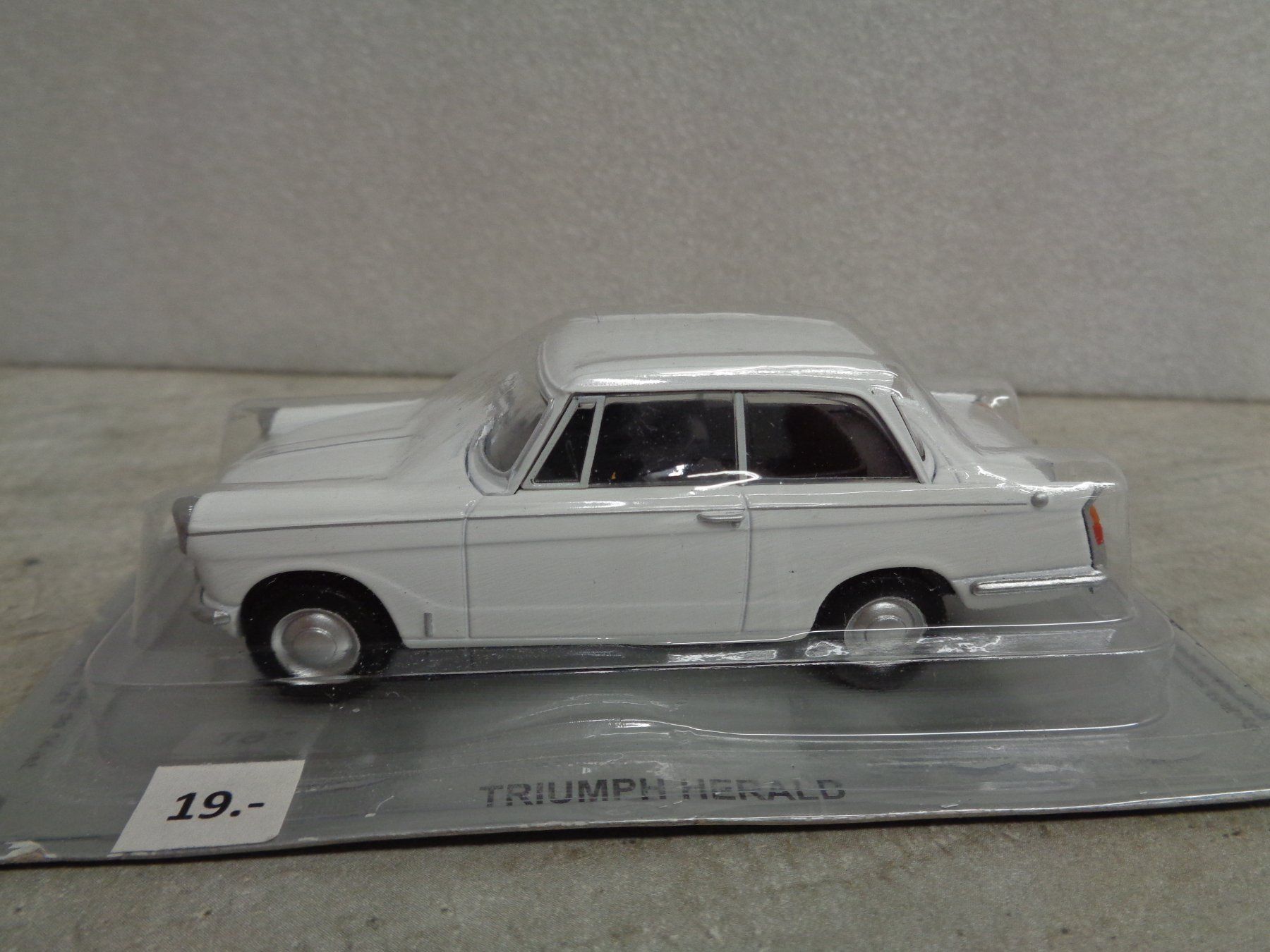 Triumph Modellini d'auto: Ist 1:43 Triumph Herald – Nuovo e nell'imballaggio originale da Reconvilier venduto da rallycar 1
