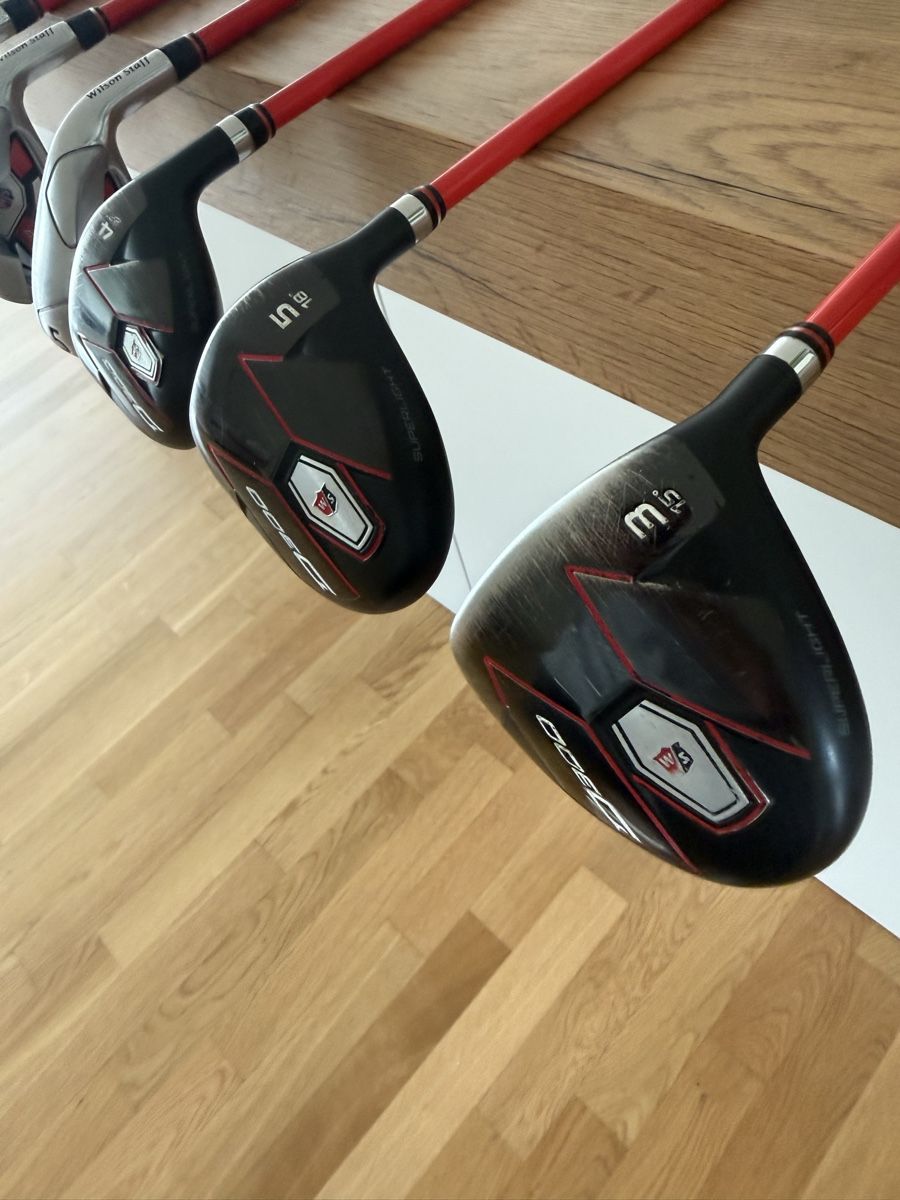 Wilson Mazze & Set: Wilson D300 SuperLight Golfset – Graphitschäfte – Usato da St. Gallen venduto da TheBoy1 9
