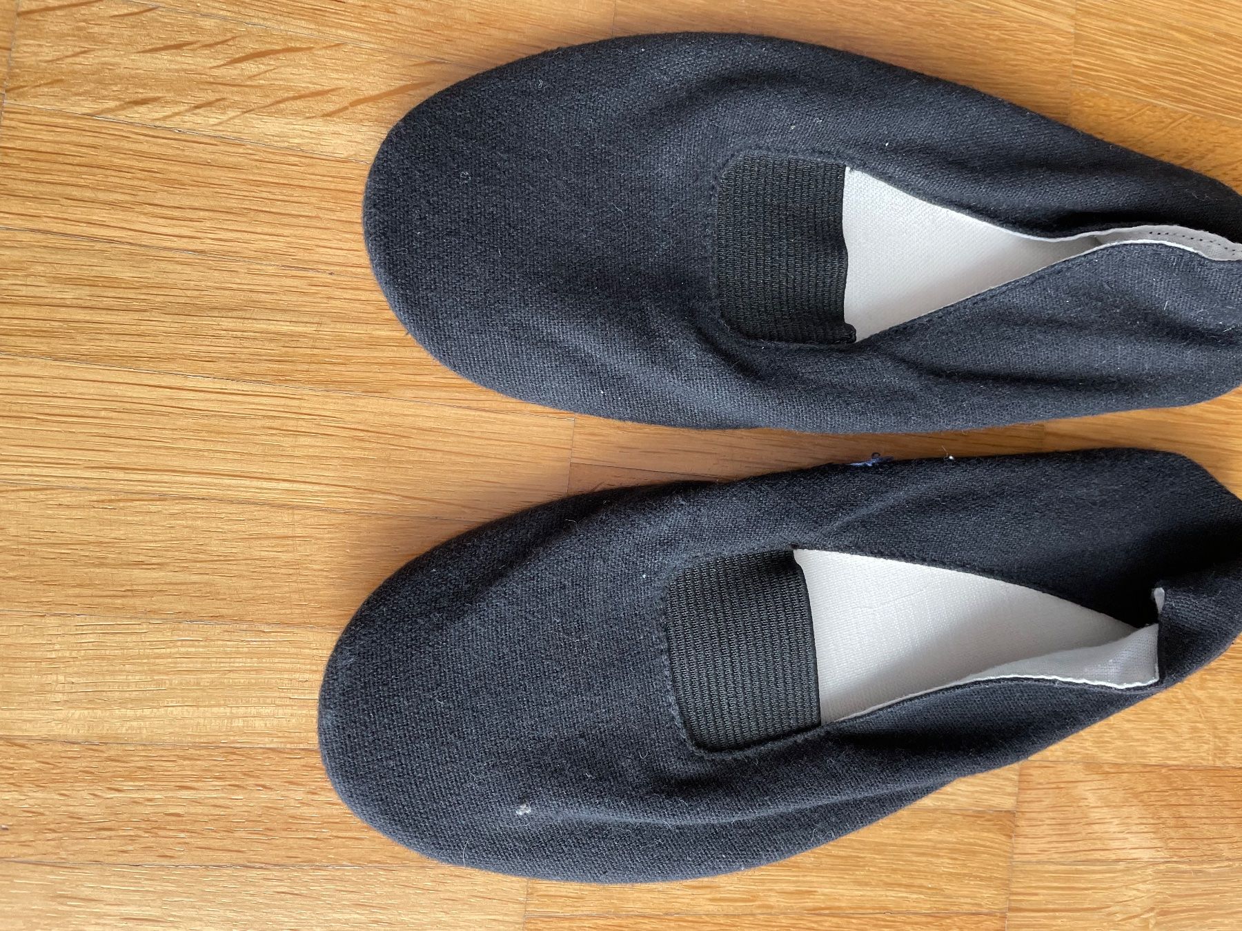 Scarpe per ragazzi: Turntäppeli Gr. 33 – Usato da Jona venduto da Good_luck1_ 1