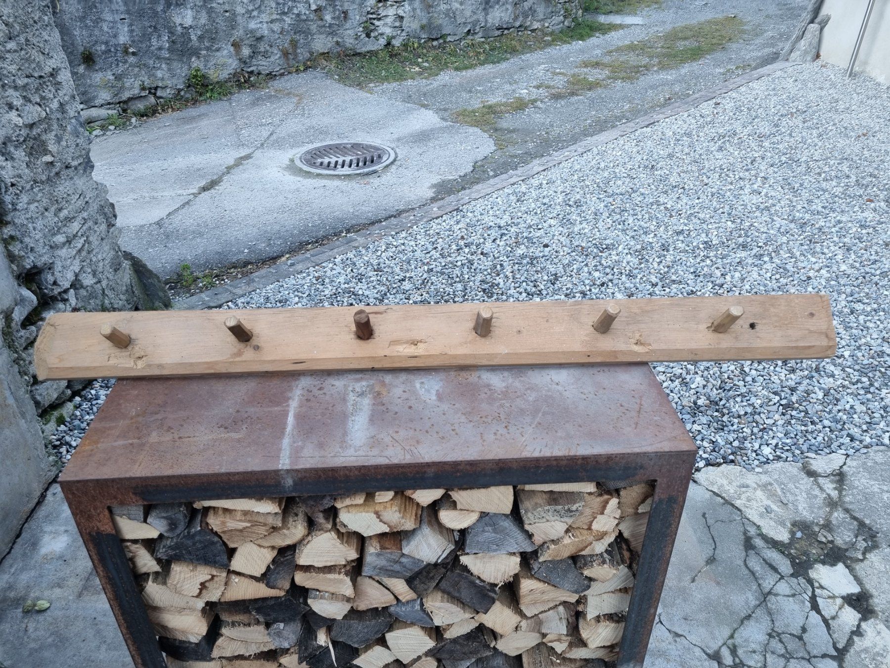 Guardaroba: Rustikale Garderobe/Kleiderstange oder anderes handgefertigt – Usato da Fürstenaubruck venduto da PizBeverin2018 1