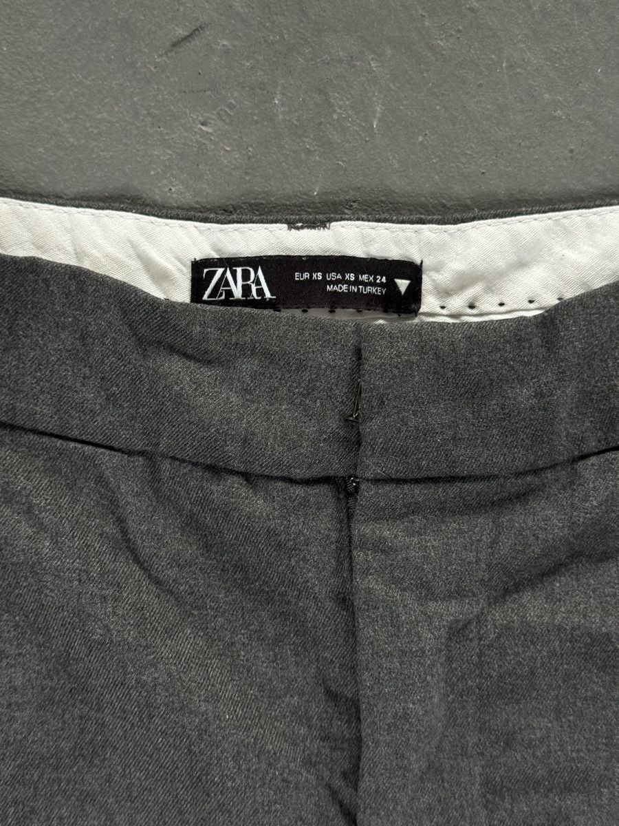 Zara Pantaloni: Zara Anzugshose xs, grau – Usato da Hagendorn venduto da cel_qg9h 1