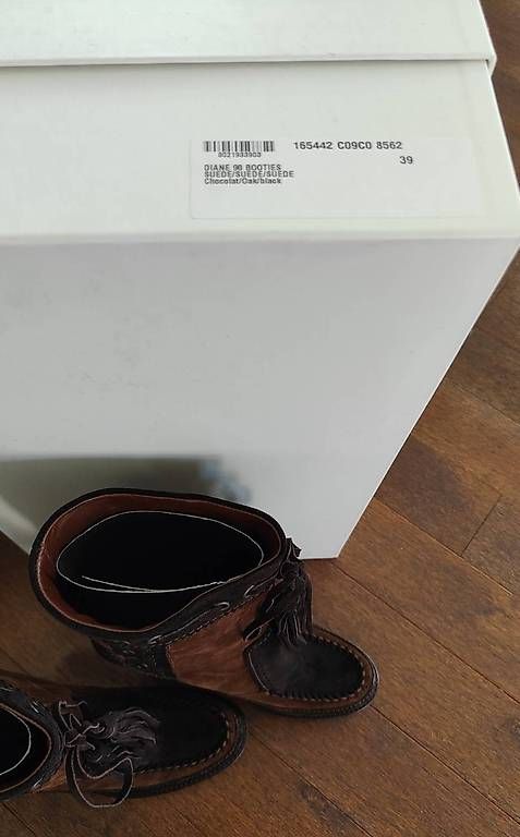 Saint Laurent Scarpe da donna: Stivali YVES SAINT LAURENT – Nuovo (secondo la descrizione) da Lugano venduto da claudio.luga 3