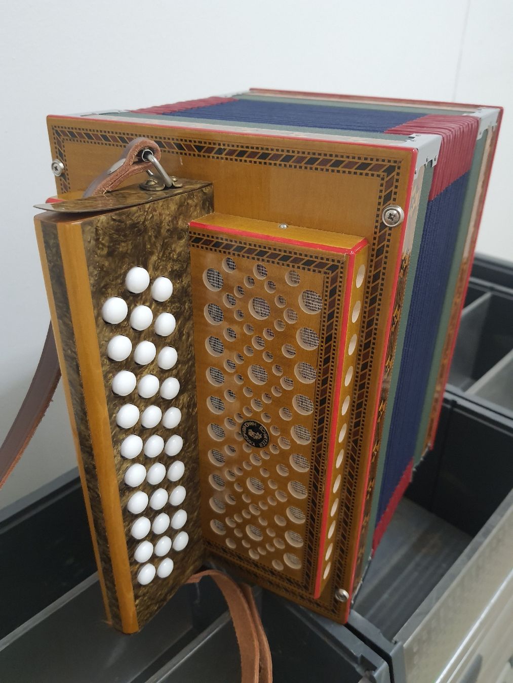 Strumenti musicali: gwerder orgeli B – Usato da Pont-de-la-Morge venduto da Mirabelle0 5