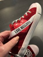Sneaker Love Moschino 41