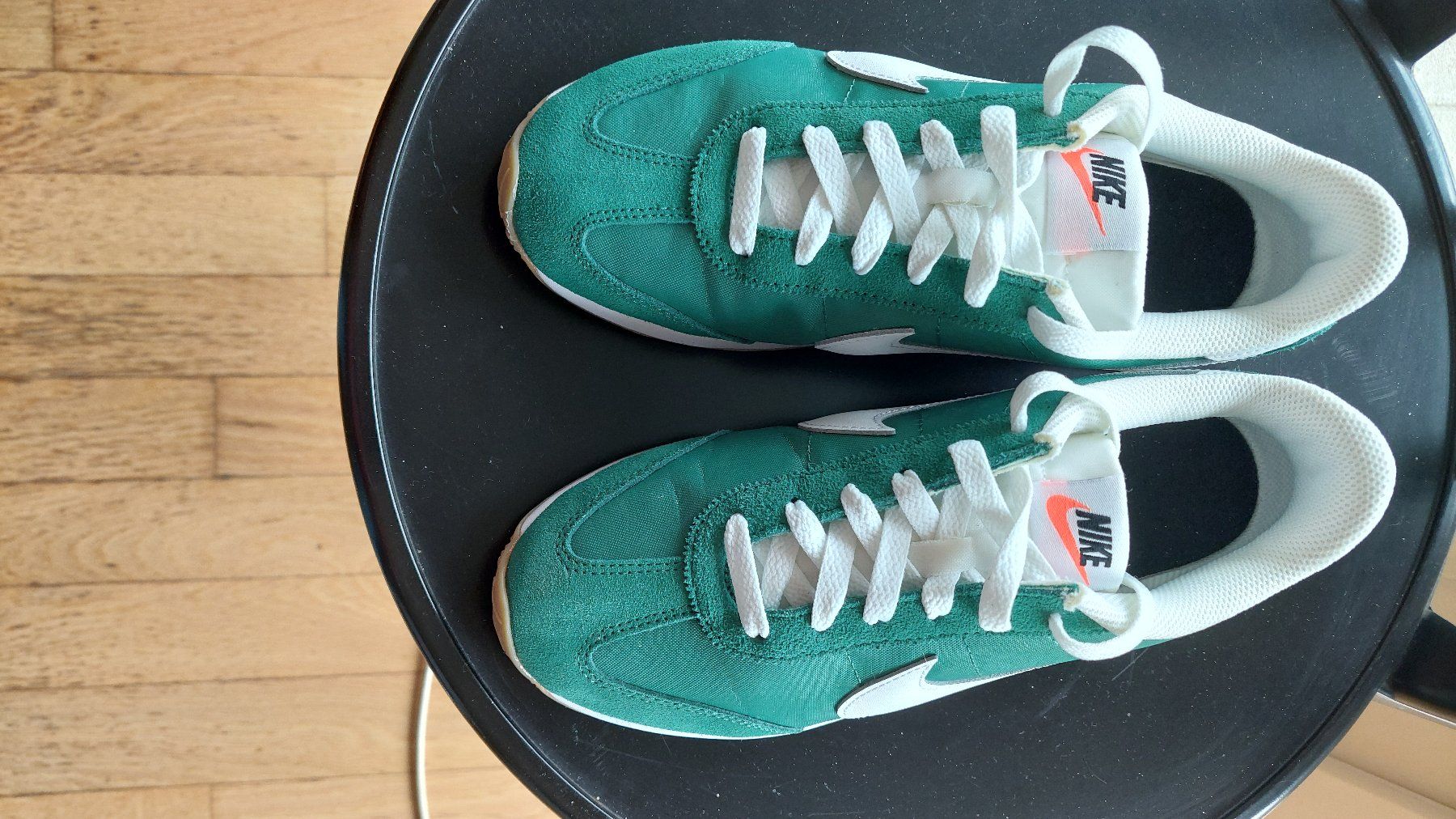 Nike Herrenschuhe: NIKE – Neu (gemäss Beschreibung) aus Aarau von Joplin02