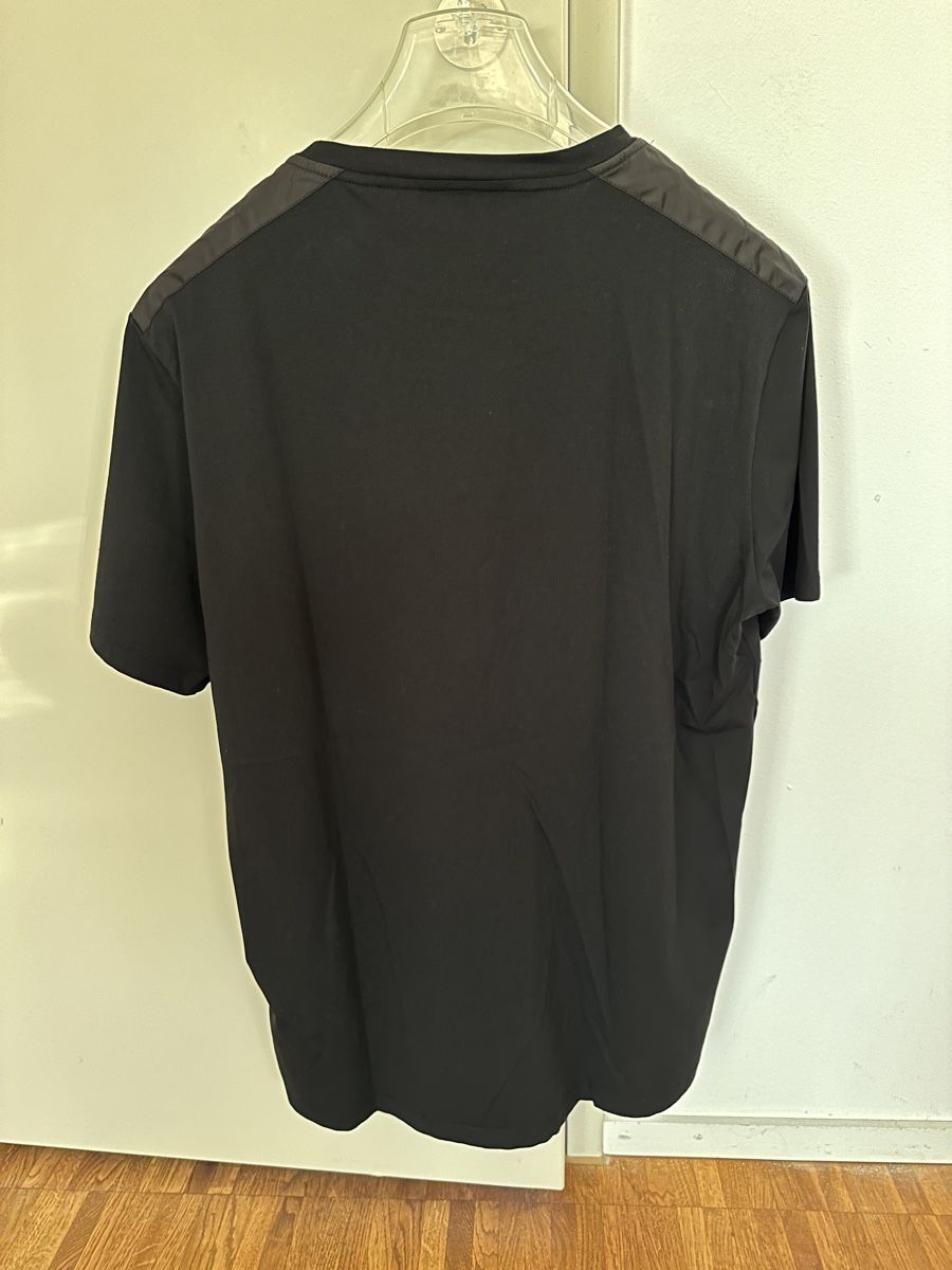 Prada T-shirt: Prada T-Shirt – Nuovo e nell'imballaggio originale da Zürich venduto da SisterCarrie 5